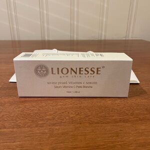 Lionesse White Pearl Vitamin C Serum